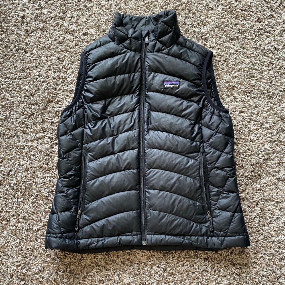 Patagonia Black Puffer Vest